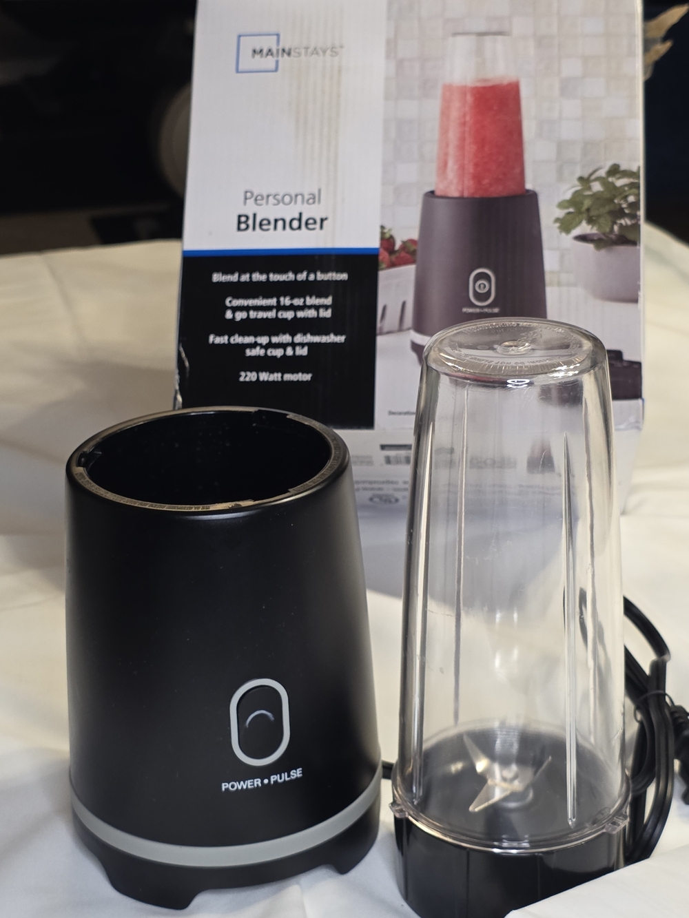 Mainstays Personal Blender - Black 16 Oz Blender- Blend & Go Travel Cup